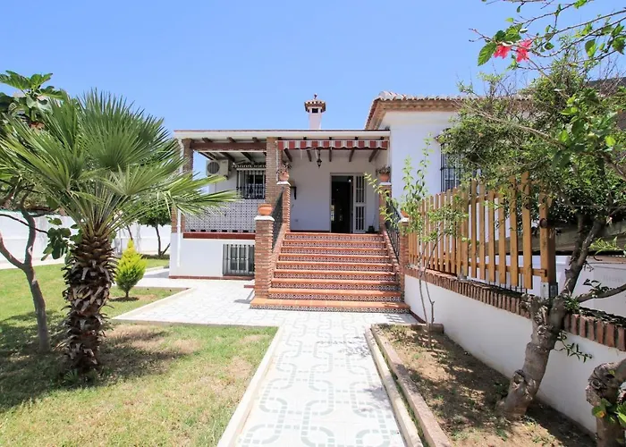 Tess Villa Retamar