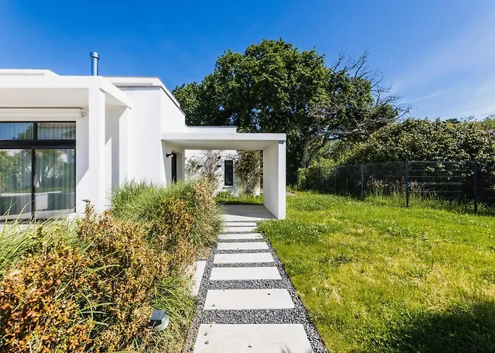 Marble Keyweek Villa With Pool In Biarritz