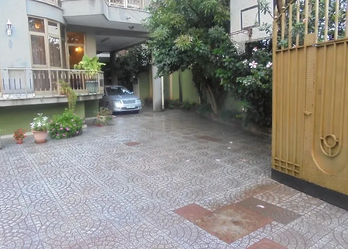 Weygoss Guest House