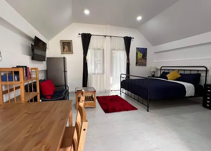 Charming Villa Suite With Balcony Near Beach