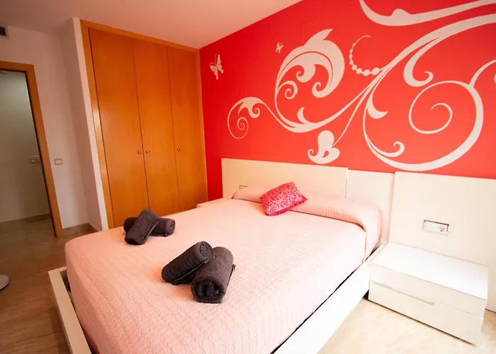 Catalunya Casas Tranquil Paradise, Private Pool And Only 200 Meters To Beach!