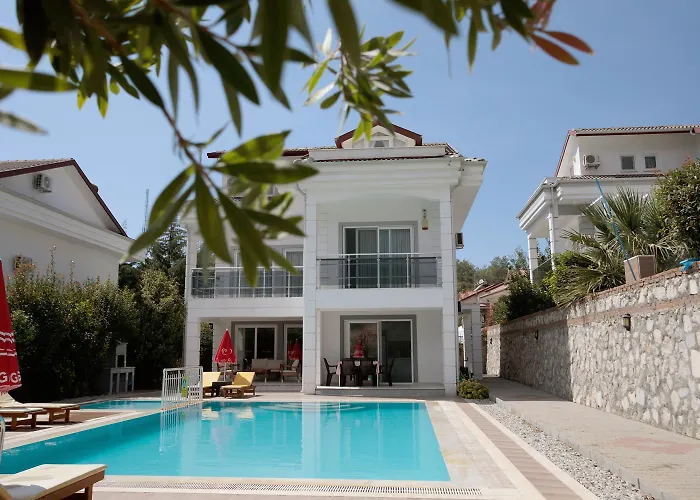 Villa Raya2