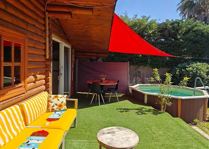 Romantic Private Cabin