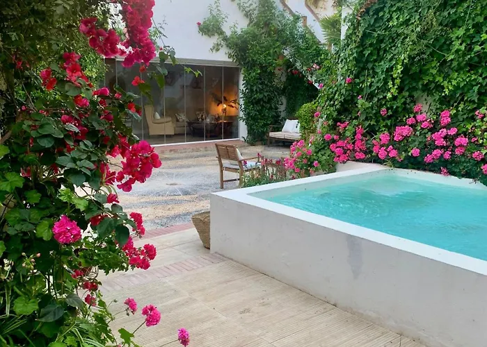 Patios del Agua