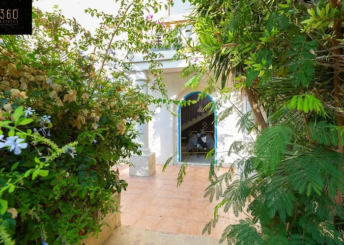 Spacious Villa With Private Pool & Bbq In St'Pauls By 360 Estates