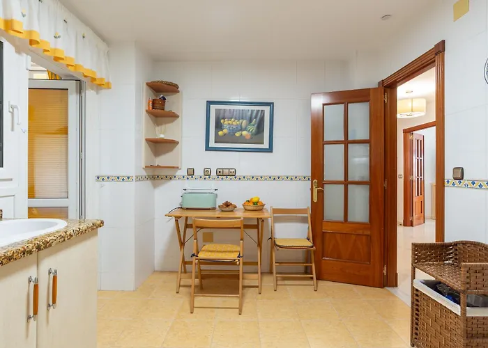 13 Guest Villa 3 Min Walk To Beach Bbq Cinema Perfect For Groups