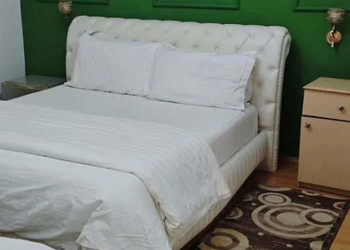 Center Elite Hotel