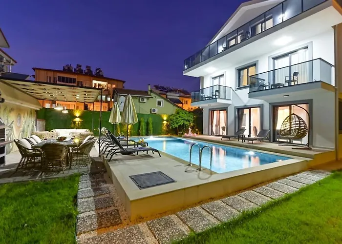 Bendis - Villa For 8 People In The Center Of Fethiye