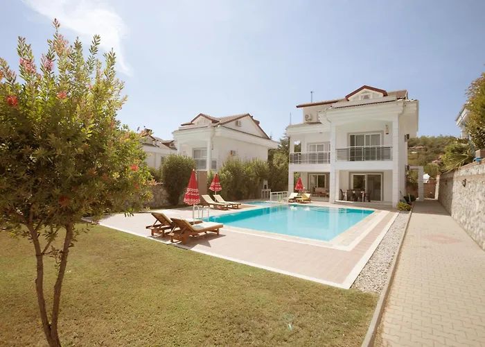 Villa Raya2