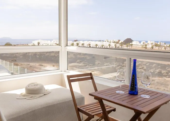 Villa Dompi con vistas al mar y a Fuerteventura