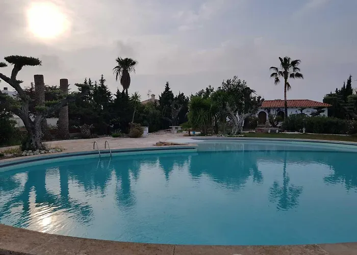 Villa Carlos