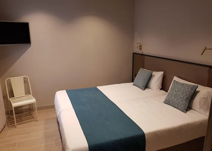 Hotel Torrent