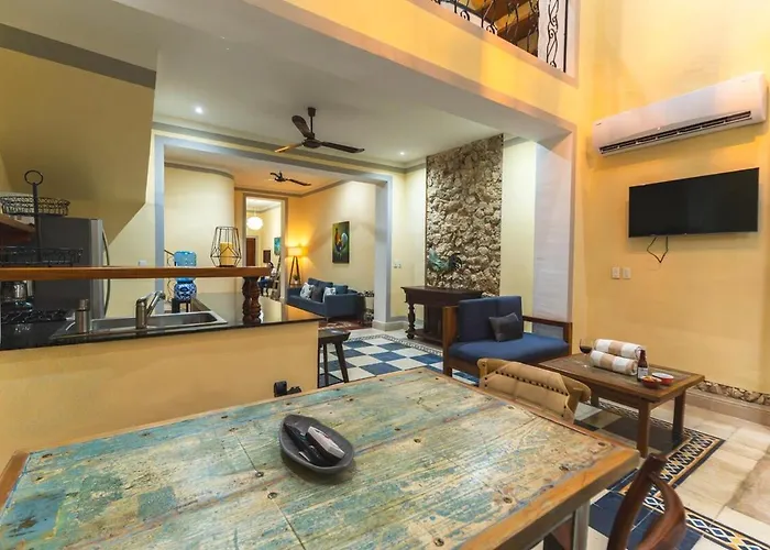 Casa Santiago con excelente ubicacion en Merida