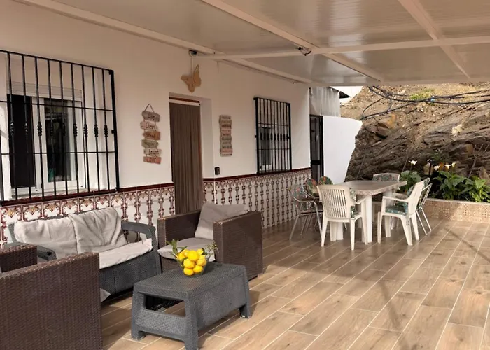 Casa Rural Cristina- Piscina Climatizada