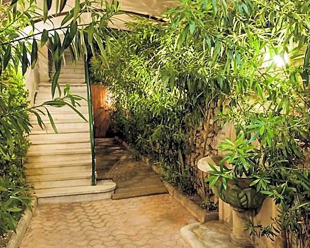 Hotel Vendome