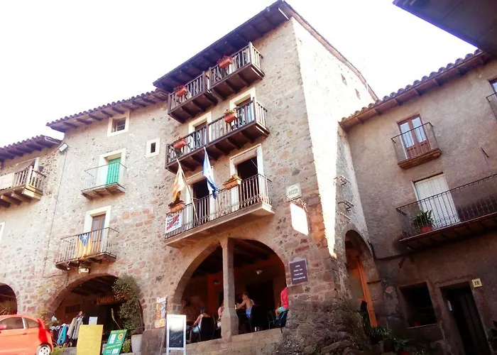 CAN MENCIÓ - Plaça Major