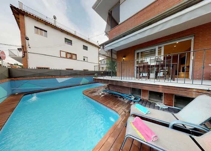 House Of Joy , Casa En Banyoles